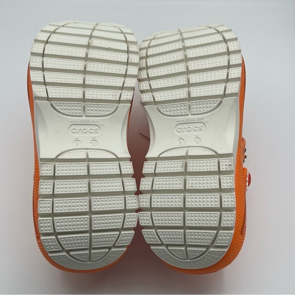 Disney Parks 2024 Lizzie McGuire Crocs Orange Mega Crush Sandals M8/W10 NWT - Picture 7 of 15
